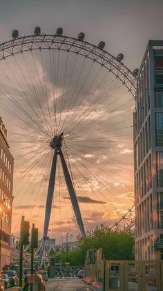 Featured image of post Aesthetic Ferris Wheel Wallpaper Iphone